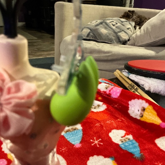 Earrings - Picture 7 of 7